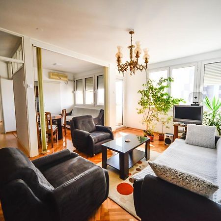 Apartman Centar Lux 皮罗特 外观 照片