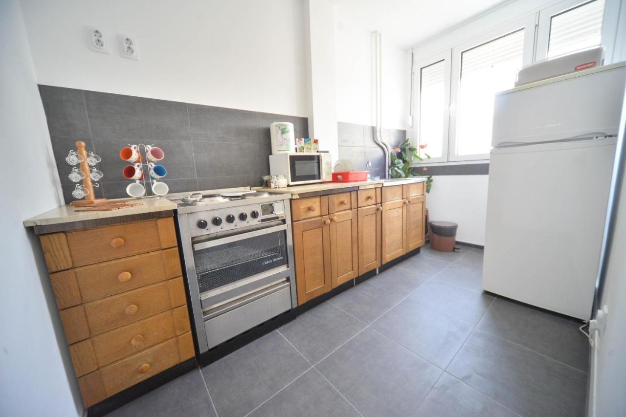 Apartman Centar Lux 皮罗特 外观 照片